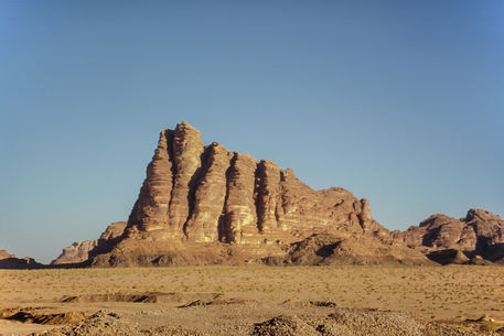 Die-sieben-saulen-der-weisheit-wadi-rum-jordanien