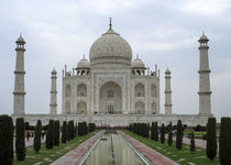 breathtaking Taj Mahal von jasminaltenhofen