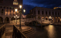 Ponte della Paglia, Venice, Italy by h3bo3