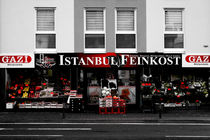Istanbul Feinkost by Bastian  Kienitz