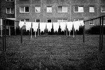 Unterwäsche macht Leute by Jing Zhou