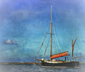 Saining-barge-2