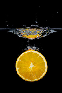 Splashy orange by Nadine Gutmann