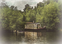 College Barge Near Iffley by Ian Lewis