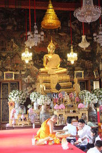Buddhist temple von Tricia Rabanal