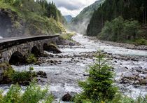 Fluss in Norwegen by Jessica Lang