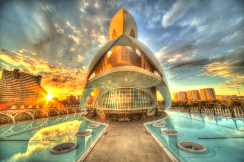 Valencia-opera-house-sunset