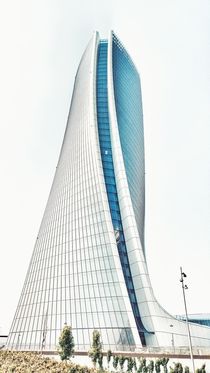 milan skyscraper by emanuele molinari