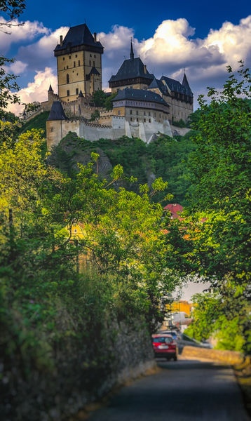 Medieval-karlstejn-castle-in-czech-republic