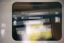 Silhouetten im Zugfenster  von Bastian  Kienitz