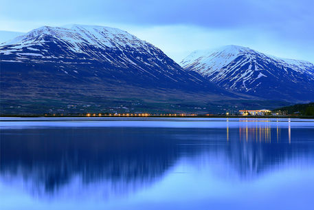 Fjord-eyjafjordur-akureyri-island