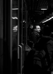 Toronto Subway Reflection von Brian Carson