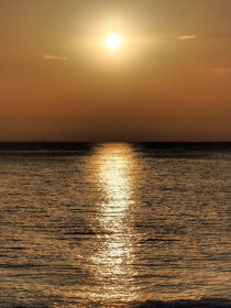  Sonnenuntergang am Meer - Sylt von Edeltraut K.  Schlichting