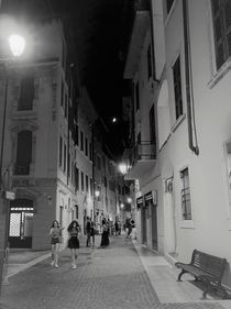 Italian Girls on their way through the night by Renate Dienersberger