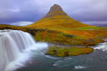 Kirkjufellsfoss Wasserfall Island von Patrick Lohmüller