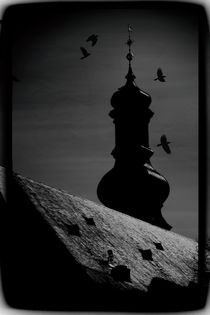Kirchturmsilhouette im Mondlicht  von Bastian  Kienitz