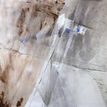 Abstrakte Komposition in weiß und grau by Annette Schmucker