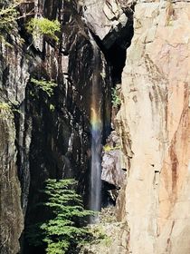 Regenbogen im Wasserfall von ulrike0806