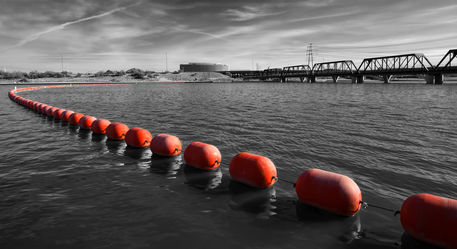 Red-buoys