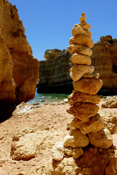 Impressive-stone-sculpture-on-rocky-beach