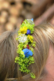Blumenkranz im Haar von Daiana Hahn