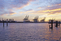 Hamburg - Hafen bei Sonnenuntergang von Olaf Schulz