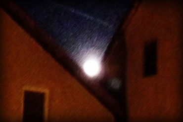Supermoon-over-houses-png