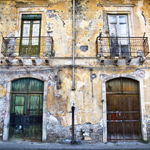 Verlassene Sizilianische Hausfassade by captainsilva