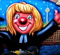 Clown-Figur vom Düsseldorfer Karneval-Umzugswagen by assy