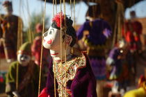 Marionetten auf dem Markt in Bagan, Myanmar von Hartmut Binder