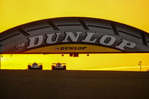24h Le Mans Sunrise by Richard Kortland