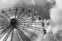 Ferris wheel by Aleksandr Zaqko