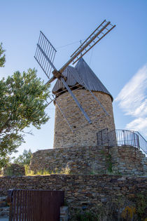 Mill of Collioure in France von Mickaël PLICHARD