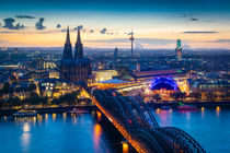 Kölner Skyline am Abend von Martin Wasilewski