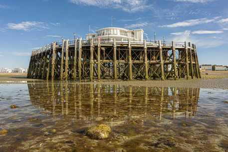 Pier-end-reflection