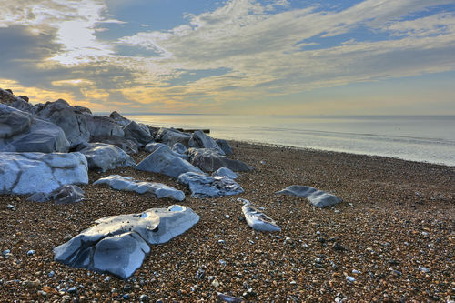 Looking-east-from-worthing-beach