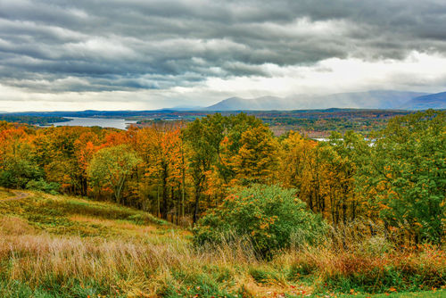 D-04973-e-hudson-river-valley-and-catskill-mountains-stormy-weather