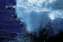 Ice Crystal by cinema4design