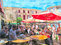 Menschen auf dem Wochenmarkt in Sineu auf Mallorca. by havelmomente