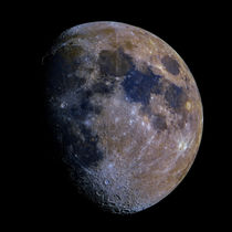 Gibbous Moon by Manuel Huss