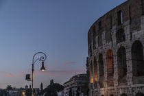 Rom Colosseum by Maximilian Ott