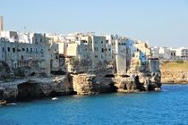 Polignano a Mare in Apulien, Italien by wandernd-photography