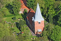 Neuender Kirche by Rolf Müller