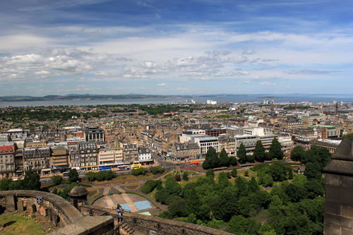 Edinburgh-castle-view-from-edinburgh-scotland-023