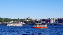 Panorama of Istanbul city and Bosfor  von ambasador