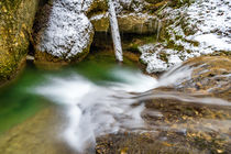 Wasserfall im Winter von mindscapephotos