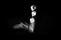 Lucky numbers - jumping dice #2 von Claudia Schmidt