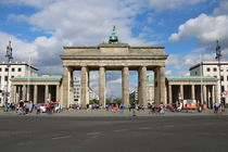 Brandenburger Tor by alsterimages