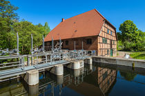 Die historische Wassermühle in Kuchelmiß by Rico Ködder