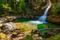 Verstecktes Wasserfall Paradies von mindscapephotos
